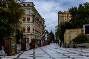 Baku, the capital of Azerbaijan is a glorious mix of old and new in the crossroads of Asia and Europe. Travel guide on what to expect, see and do in Baku. | FinnsAway Travel Blog